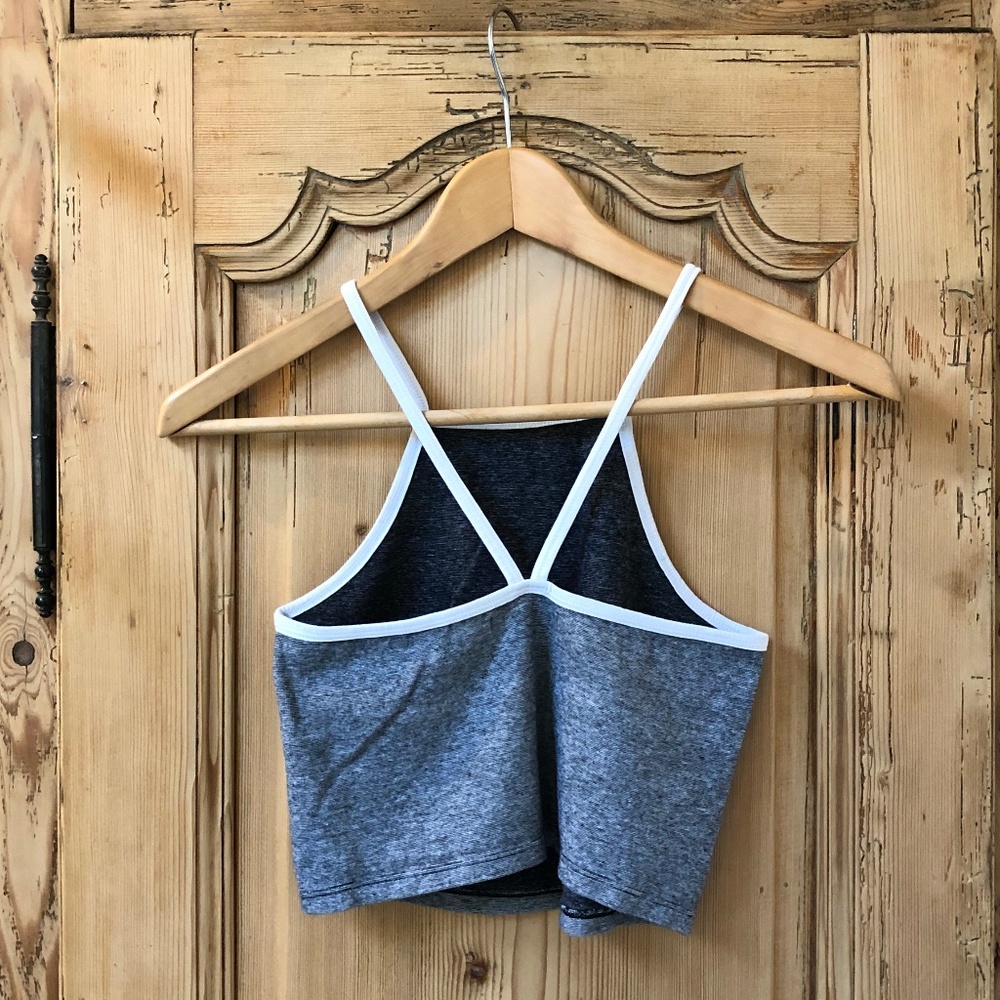 CROP TOP - Picture 2 of 3